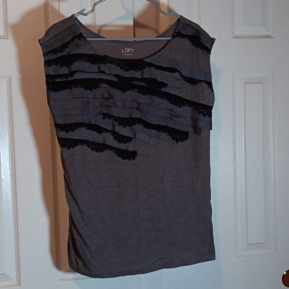 Ann Taylor Loft Grey Top With Lace and Ruffles - L